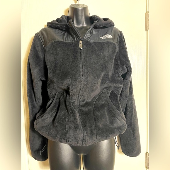The North Face Jackets & Blazers - The North Face Women’s Fuzzy Fleece Full Zip Jacket